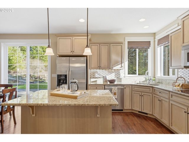 11 THOMPSON Dr, Washougal, WA 98671