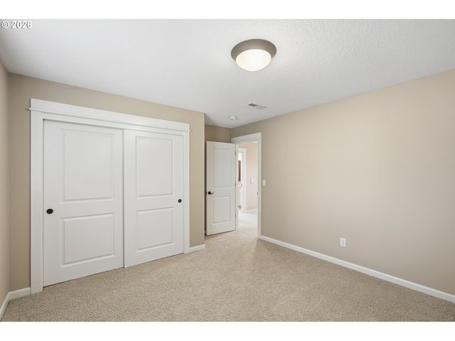 11 THOMPSON Dr, Washougal, WA 98671