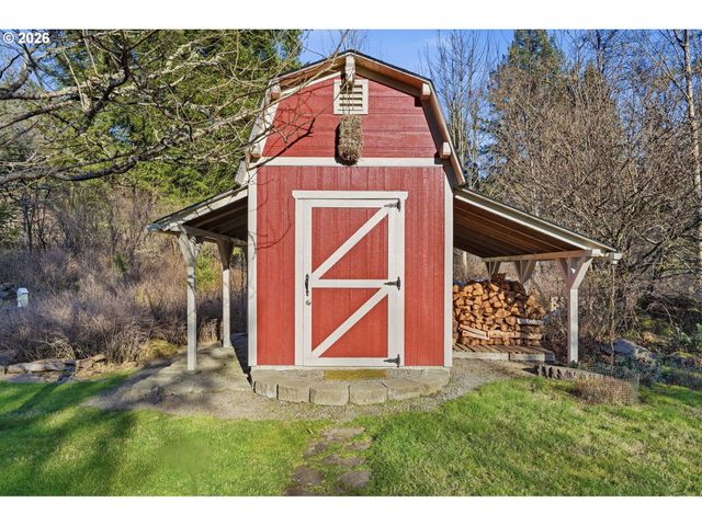 11 THOMPSON Dr, Washougal, WA 98671