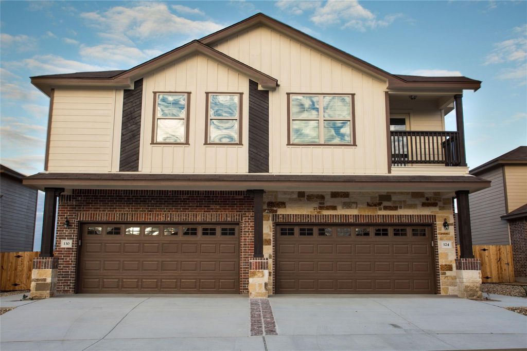 124 & 130 Lakeview CT, Kyle, TX 78640
