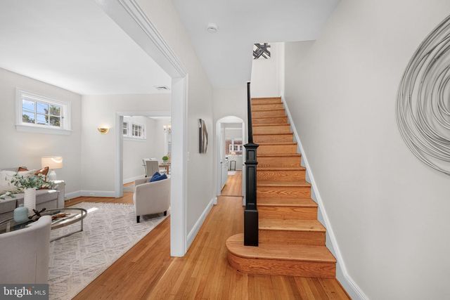3810 BEECHER ST NW, Washington, DC 20007