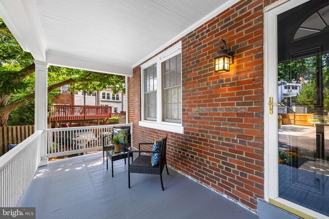 3810 BEECHER ST NW, Washington, DC 20007