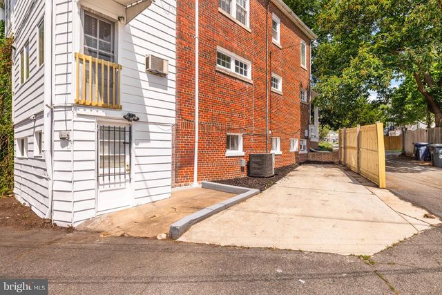 3810 BEECHER ST NW, Washington, DC 20007