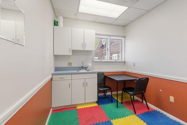 750 Central Ave Ste A, Dover, NH 03820