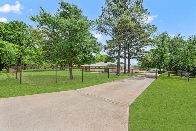 505 W Mcdonwell School Road, Colleyville, TX 76034