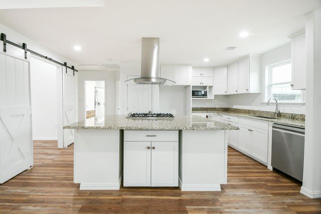 3200 Hoover Street, La Marque, TX 77568