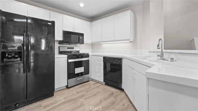 2951 Via Milano 202, Corona, CA 92879