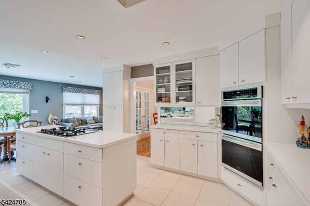 23 Shelley Rd, Springfield Twp., NJ 07081