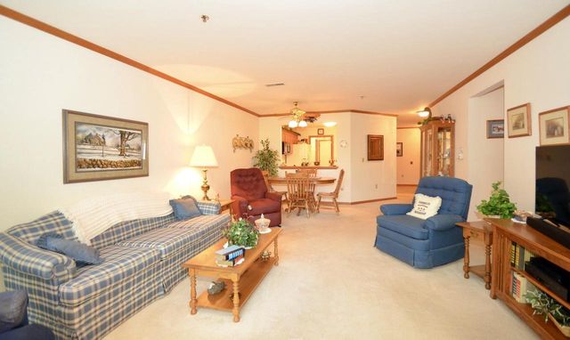 12569 W Beloit ROAD, New Berlin, WI 53151