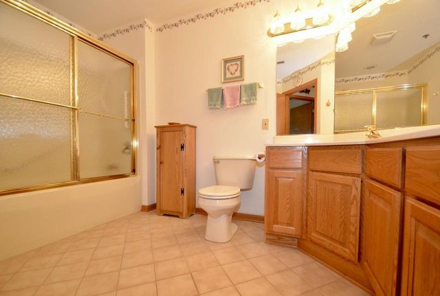 12569 W Beloit ROAD, New Berlin, WI 53151