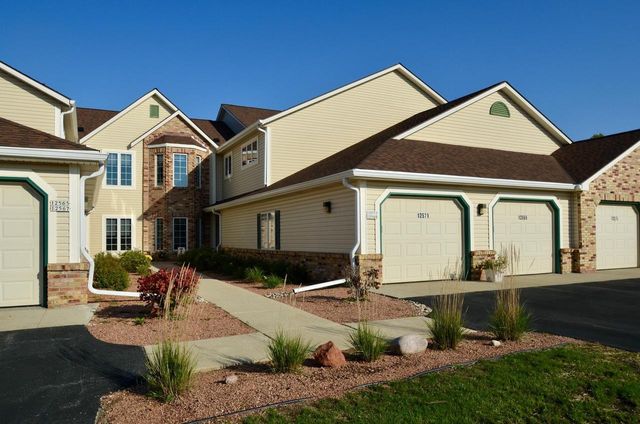 12569 W Beloit ROAD, New Berlin, WI 53151