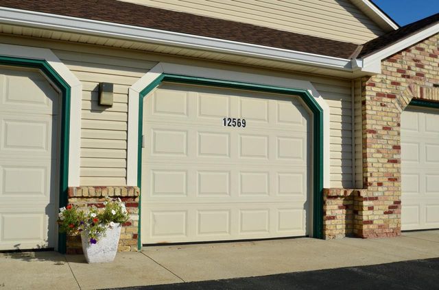 12569 W Beloit ROAD, New Berlin, WI 53151