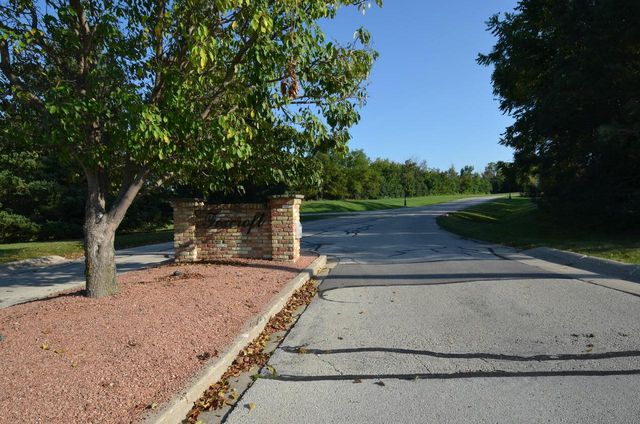 12569 W Beloit ROAD, New Berlin, WI 53151