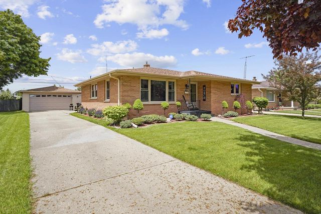 2138 23rd AVENUE, Kenosha, WI 53140