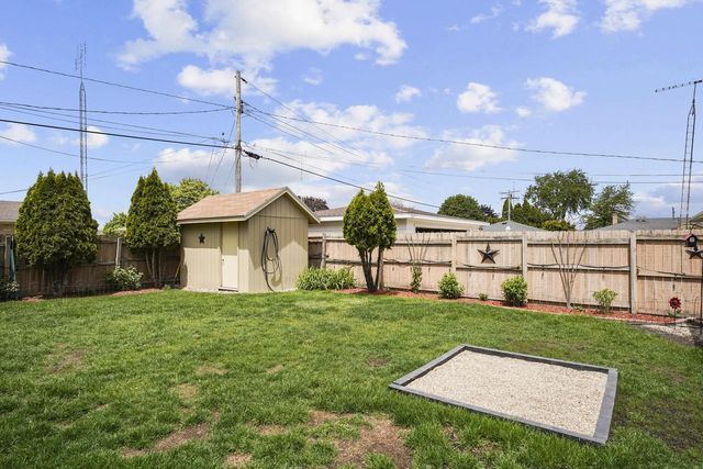 2138 23rd AVENUE, Kenosha, WI 53140
