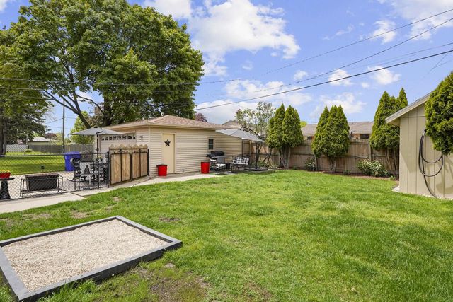 2138 23rd AVENUE, Kenosha, WI 53140