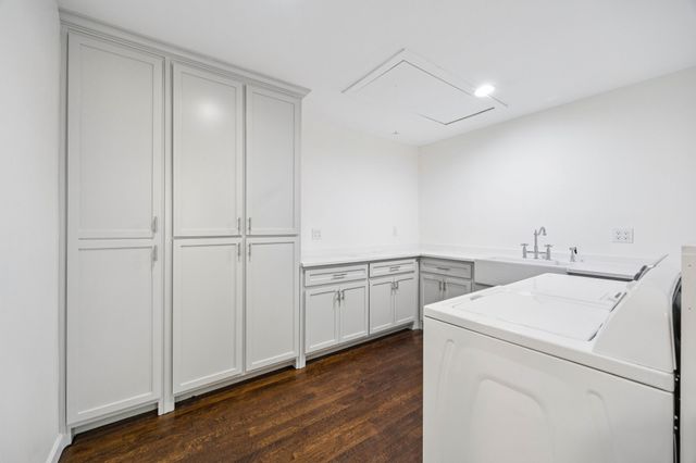 10525 Castlegate Drive, Dallas, TX 75229