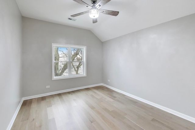 4065 N Meade Avenue, Chicago, IL 60634