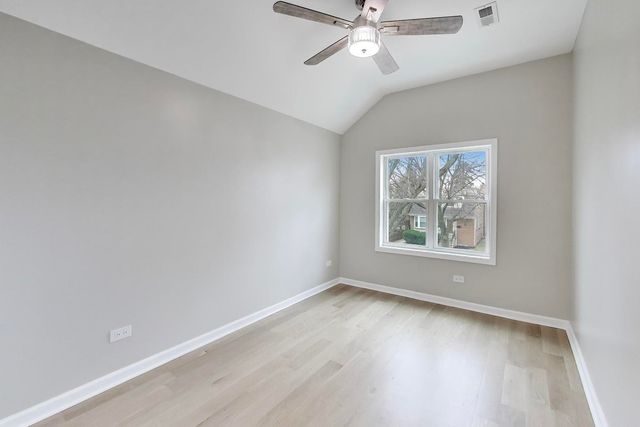 4065 N Meade Avenue, Chicago, IL 60634