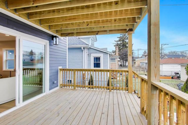 4065 N Meade Avenue, Chicago, IL 60634