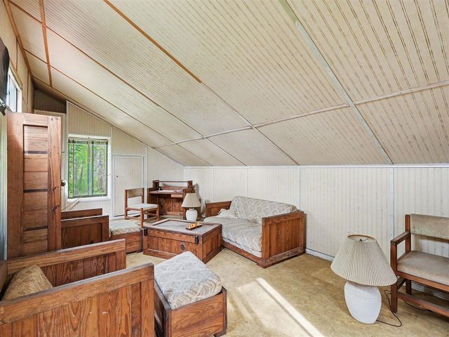 9089 Willow, Willis, MI 48191