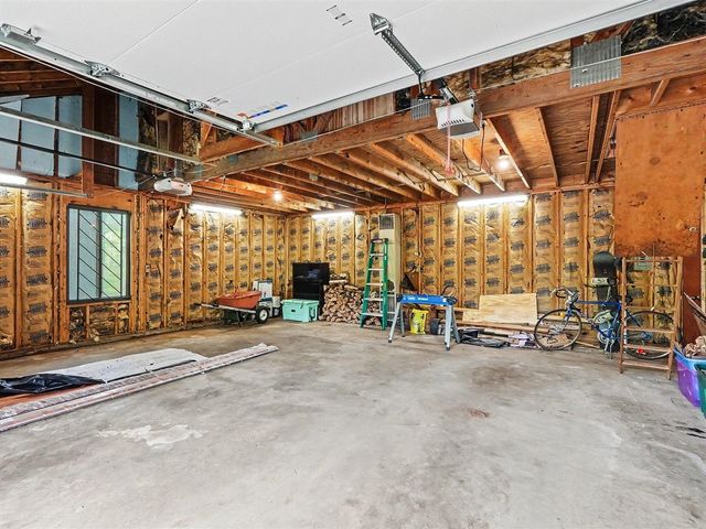 9089 Willow, Willis, MI 48191