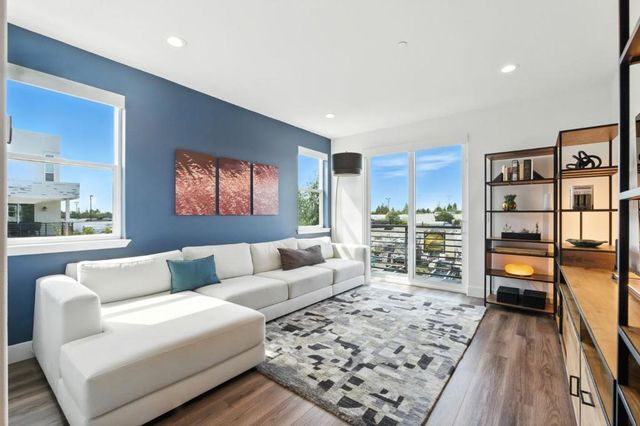 3493 Router, Fremont, CA 94538