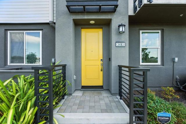 3493 Router, Fremont, CA 94538