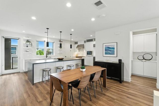 3493 Router, Fremont, CA 94538