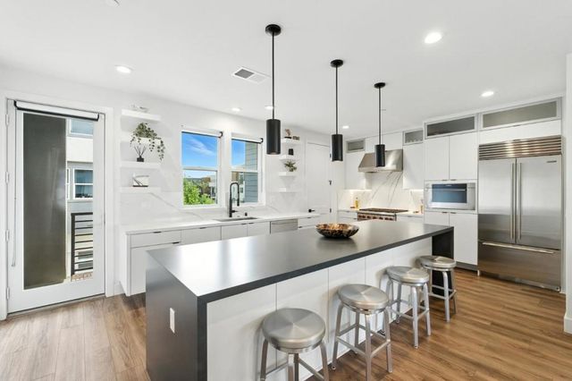 3493 Router, Fremont, CA 94538