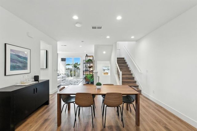 3493 Router, Fremont, CA 94538