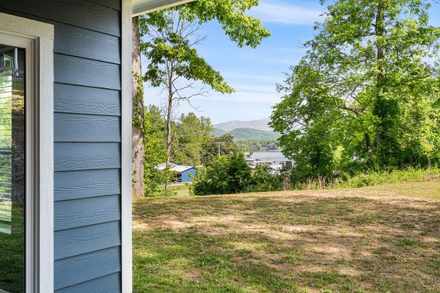 91 Dewey Ridge Lane, Hayesville, NC 28904