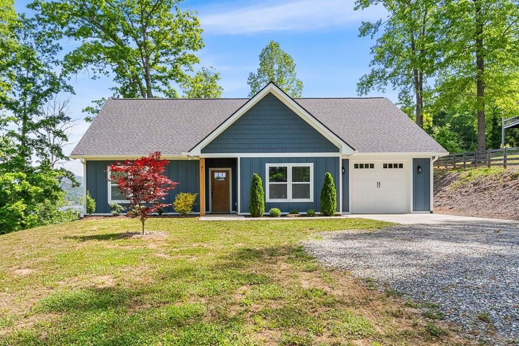 91 Dewey Ridge Lane, Hayesville, NC 28904
