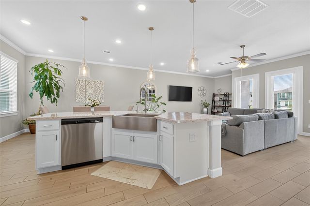 2013 Kirby Landing Drive, Houston, TX 77051