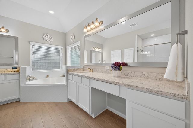 2013 Kirby Landing Drive, Houston, TX 77051