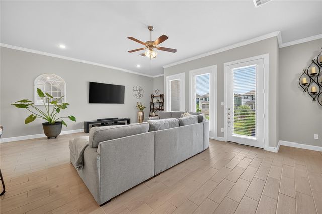 2013 Kirby Landing Drive, Houston, TX 77051