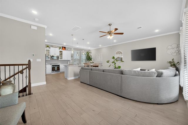 2013 Kirby Landing Drive, Houston, TX 77051