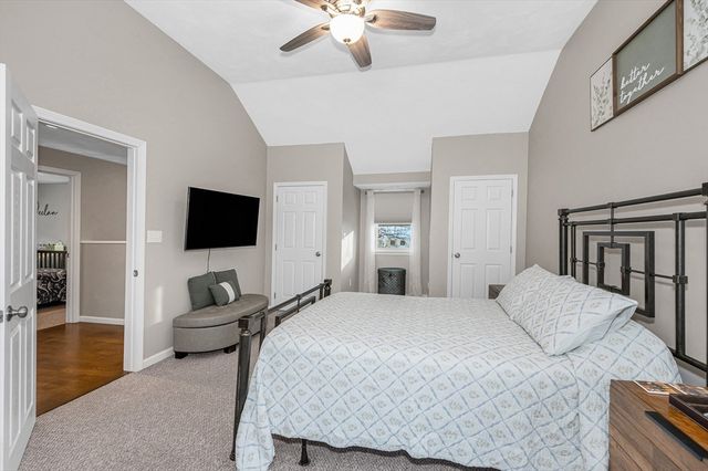 225 Long Pond Dr, Dracut, MA 01826