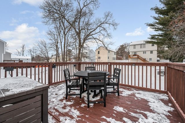 225 Long Pond Dr, Dracut, MA 01826