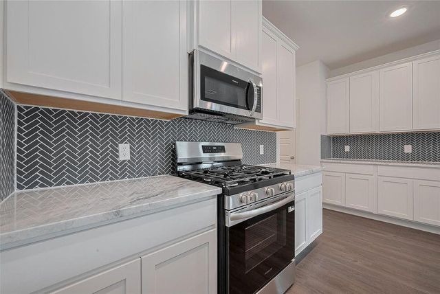 590 Long Branch Drive, Dayton, TX 77535