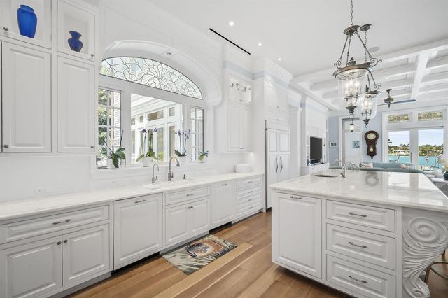 17667 SE Federal Highway, Jupiter, FL 33469