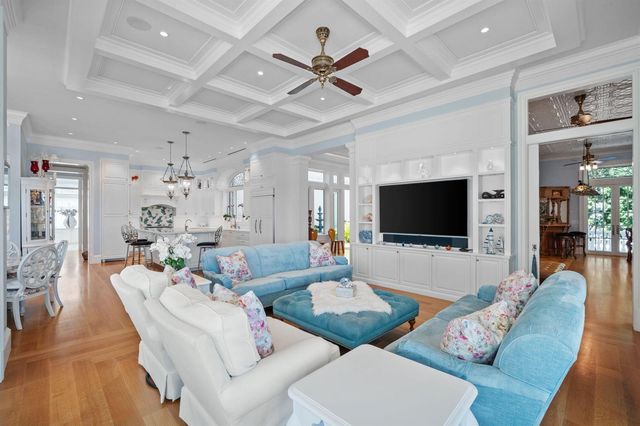 17667 SE Federal Highway, Jupiter, FL 33469