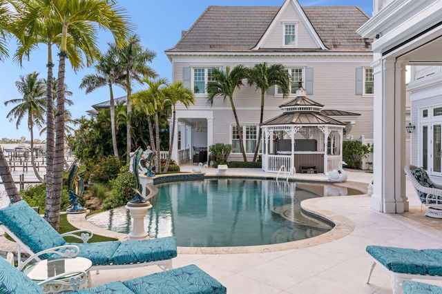 17667 SE Federal Highway, Jupiter, FL 33469