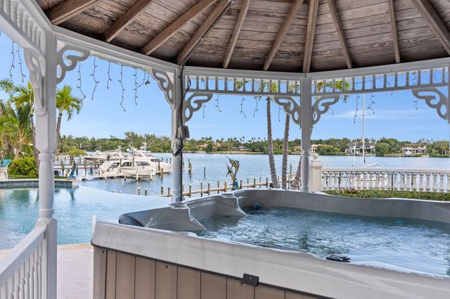 17667 SE Federal Highway, Jupiter, FL 33469