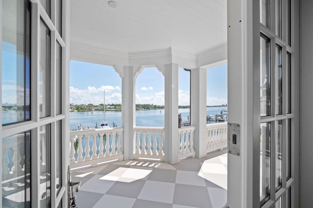 17667 SE Federal Highway, Jupiter, FL 33469