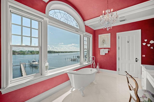17667 SE Federal Highway, Jupiter, FL 33469