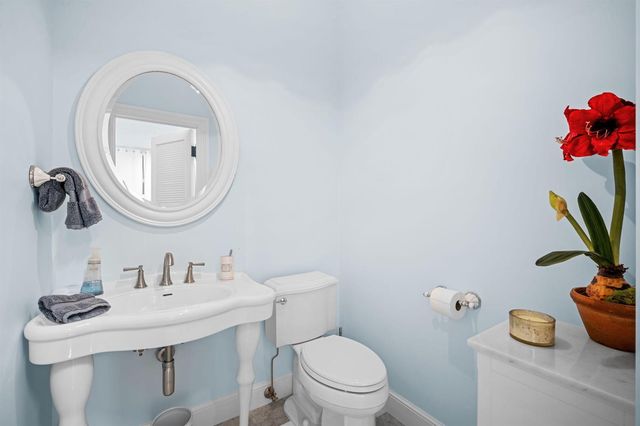 17667 SE Federal Highway, Jupiter, FL 33469