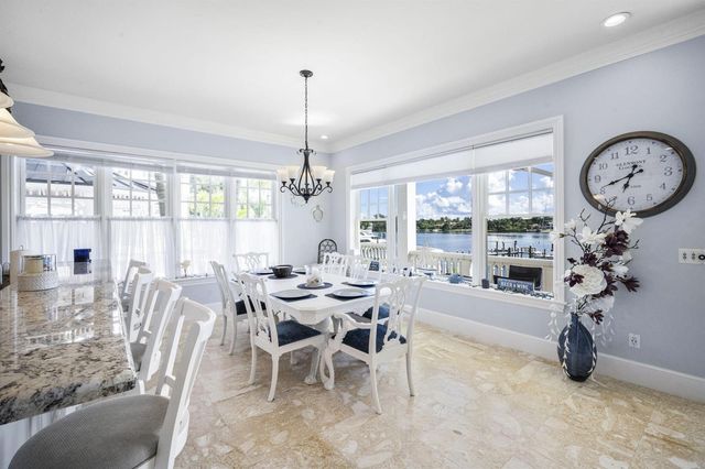 17667 SE Federal Highway, Jupiter, FL 33469