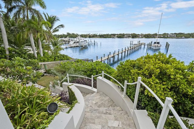 17667 SE Federal Highway, Jupiter, FL 33469
