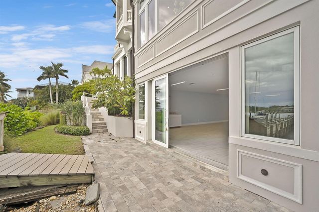 17667 SE Federal Highway, Jupiter, FL 33469